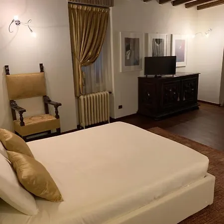 Gæstehus Quinta Quadra 4*